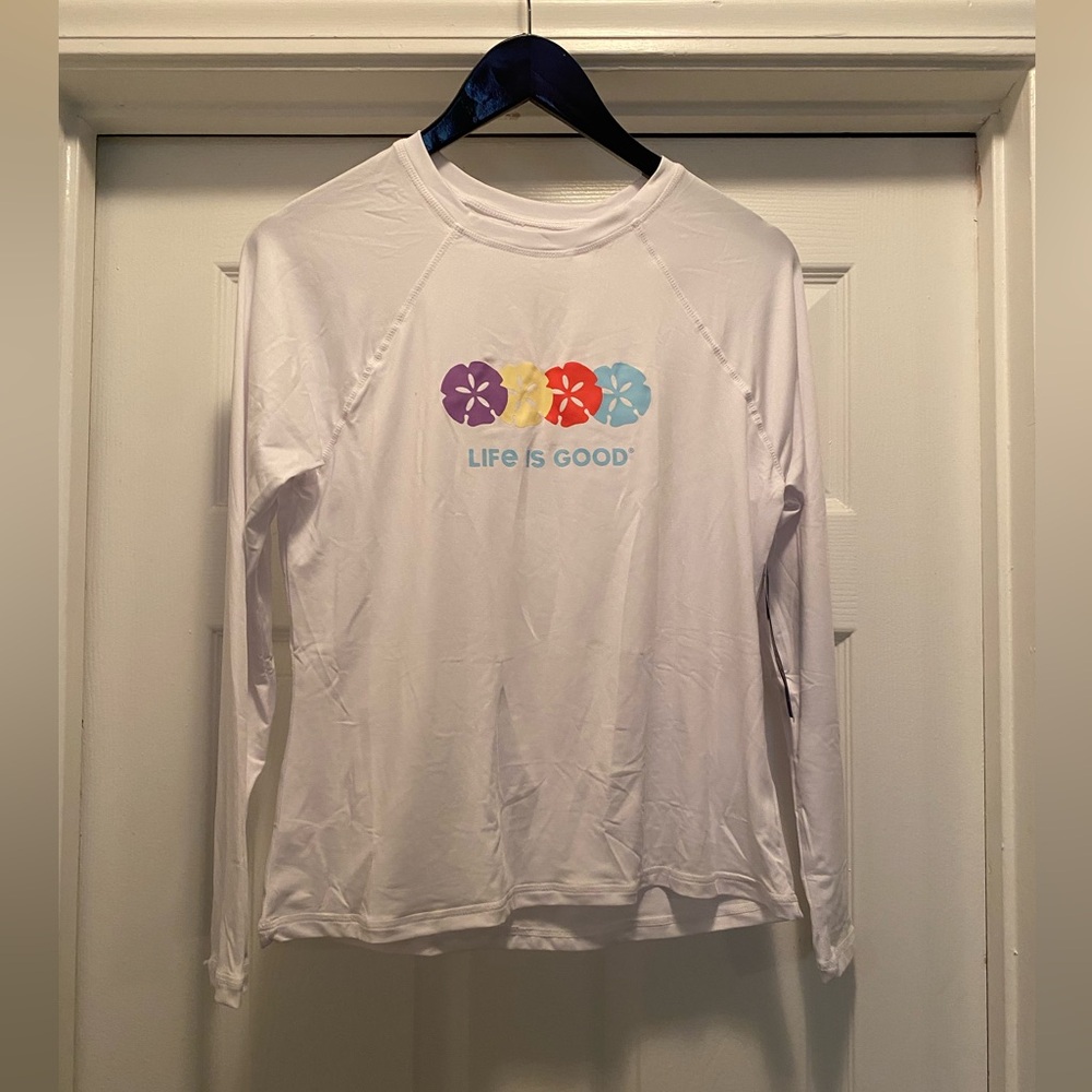 Life Is Good. Women’s White Long-Sleeve Sun Shirt. White. Size Medium. NWT.